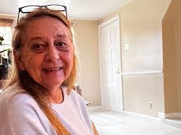 Vickie Knott's Instagram, Twitter & Facebook