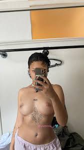 The Kinky Pornstar Dark Dea Stretch Her Hairy Pussy with Giant Ticky Nicky  5xl with a Squirt Fontaine