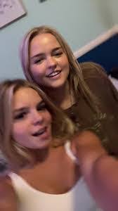 Renee Fedele's Instagram, Twitter & Facebook