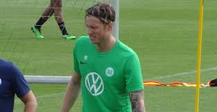 Compare wout weghorst to top 5 similar players similar players are based on their statistical profiles. Dfb Pokal Vfl Wolfsburg Schlagt Halleschen Fc 5 3 Vfl Wolfsburg