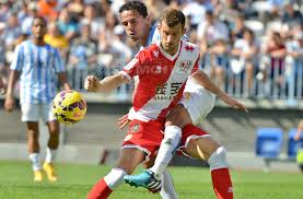 O atacante léo baptistão, que pertence ao atlético de madri, voltou a ser emprestado, desta vez para o rayo vallecano, clube da primeira divisão em que atuou e se destacou duas temporadas atrás. Leo Baptistao Y John Cordoba Objetivos Del Genoa Mercafichajes