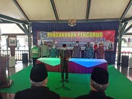 Kutoarjo pernah menjadi kabupaten tersendiri di provinsi jawa tengah. Pemerintah Kabupaten Purworejo