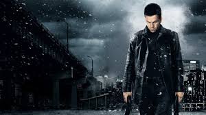 Max payne est un flic déterminé à retrouver ceux qui ont brutalement assassiné sa famille et son partenaire. Max Payne Recensione Leonardo Verona S Website
