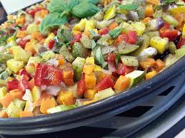 Brunoise De Legumes Sur Plat Crisp La Recette Facile Par Toques 2 Cuisine Recette Brunoise De Legumes Plat Cuisine