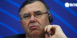 La vida es así": el CEO de TotalEnergies defiende la inversión en  combustibles fósiles - Bolsamania.com