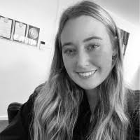 100+ perfiles de «Krysten»