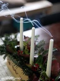 Rustic And Natural Christmas Candle Centerpiece Garden Therapy