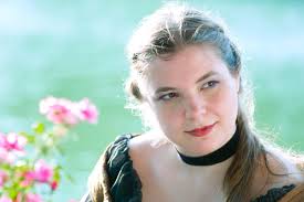 Ursula Kochanowsky/Tormented Artist