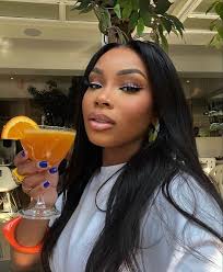 Sis, you're somebody's prayer. You better not beg for love👑