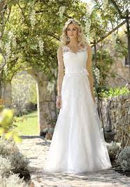 Tolles Brautkleid In A Linie Von Ladybird Brautkleid Bridalwear Ladybird Wedding Hochz Hochzeitskleider Vintage Brautkleid Vintage Hochzeitskleid Ladybird
