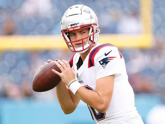 Where does Drake Maye rank in new NFL GM/executive quarterback poll? - 98.5 The Sports Hub - Boston's Home For Sports