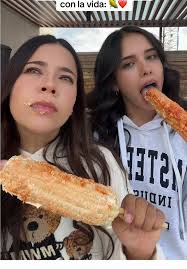 Elote y amistad: Momentos divertidos juntos
