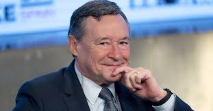 La Caixa dismisses Àngel Simón as CEO of Criteria and replaces him with  Francisco Reynés.