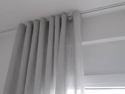 Atemberaubend Gardinen Deckenbefestigung Omteloletom Gardinenschiene Gardinen Gardinenstange Decke