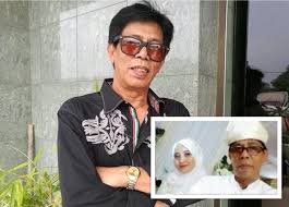 Ar badul melahirkan kekec3waan apabila haknya sebagai bapa dinafikan. Ar Badul Nafi Berkahwin Satu Lagi Mynewshub