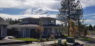 We specialize in commercial painting, residential painting, exterior painting, interior painting and pressure washing services. Painting Bend Oregon I Painters Bend Oregon