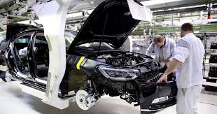 „wegen corona sind in diesem jahr vielen kolleginnen und kollegen die urlaubspläne geplatzt, darum ist planungssicherheit für 2021 nochmal. Betriebsrat Vw Werk Emden Drosselt Produktion Automobilwoche