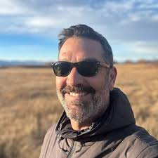 速報:NFLのレジェンドトム・ブレイディは、チーフたちがイーグルスに対して名門のスーパーボウルLIXを意図的に失ったという疑惑をめぐり、NFLの外から1億ドルのボーナスを操作するようカンザスシティのチーフに求めた。  大胆な主張は激しい議論を巻き起こし、多くの人が ...