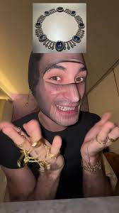 Joyas Recientes del Louvre: De Napoleón a Kim Kardashian