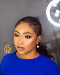 They survive through some sort of glorious miracle, actresses are able to consistently live above and beyond their nollywood pay stub. Lilian Esoro Reacts To Ubi Franklin Impregnating Nicola Siyo His Staff As She Steps Out In Style
