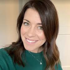 Leslie Jones (@MrsJonesEduc)