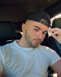 Chris Viola's Instagram, Twitter & Facebook