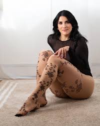 Lizette Reynoso - Sensual Pantyhose
