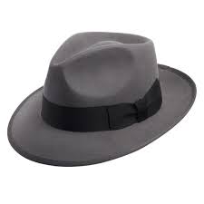 Manhattan Fedora In 2021 Sleek Wardrobe Fedora Dress Hats