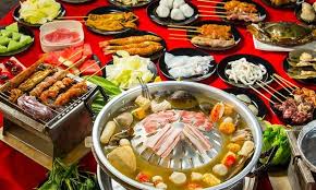 Located near the popular kuchai lama food court, chang thai steamboat keeps up with the gastronomic competition with stretches of fish, crustaceans, mollusks, and meat. Chang Thai Steamboat On Invaber Kuchai Lama Food Court Open Air Food Court Old Klang Road