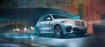 The bmw x5 achieves new levels of mastery. Bmw X5 Highlights New Vehicles Bmw Uk
