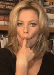 As a young child, she was a contestant on the nickelodeon game show finders keepers. C04l Elizabeth Banks Gif C04l Elizabethbanks Discover Share Gifs