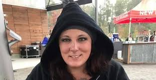 Whitney Cornett's Instagram, Twitter & Facebook