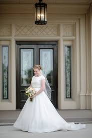 Please contact the temple for more information and check this page regularly for updates. Payson Temple Wedding Sarah Quinton Utah Wedding Photographers Ek Studios Photo Video Ek Studios Photo Video Utah Wedding Photography Videography