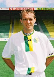 De opbrengst van de wedstrijd zou gaan naar de zieke supporter wojtek wisiński. Adofans Nl Sinds 1998 De Grootste En Enige Echte Onafhankelijke Website Over A D O Fc Den Haag Ado Den Haag