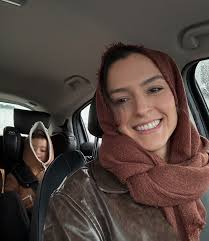 Amanda Benfeita Helfer (@amandabenfeita) • Instagram photos and videos