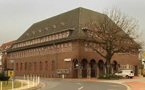 The first documented mention of meppen is in 834, in a deed of donation by frankish emperor louis the pious, transferring a missionary establishment of that name to the abbey of corvey. Hogerhaus Meppen Wikipedia