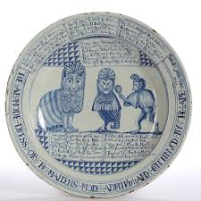 From the duolingo english dictionary: An English Delft Dish Brislington Dated January Ye 8 Day 1701 The Decoration Copies A Broadsheet That Takes A Sati In 2021 Delft Antique Porcelain Art Inspiration