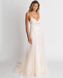 Eigentlich war auch noch das zubehör mit eingeplant. 15 Hochzeitskleid Strand Ideen Hochzeitskleid Hochzeit Hochzeitskleid Strand