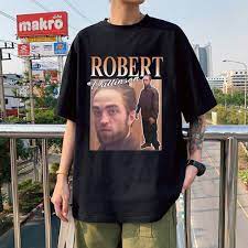 Please send in versions that you find/make hi! Funny Robert Pattinson Standing Meme T Shirt For Men Soft Cotton Tee Tops Vintage Rob Tshirt Short Sleeve Novelty T Shirt Merch Best Offer F68eb Klaraprivata