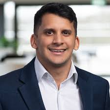 Conor McGuinness, Consultant