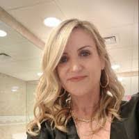 Carrie Knox's Instagram, Twitter & Facebook