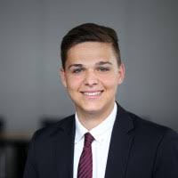 40+ "Oliver Jansen" profiles