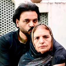 Usman Dar (@usmandarpti_official)