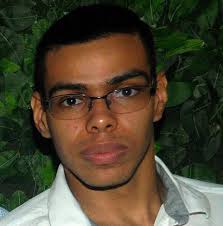 Jovem morto em desabamento em Nilópolis é homenageado nas redes sociais