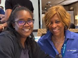 Warm 2012 welcome to our newest followers: Ri DeCarlo, William Egan III, Dawn  McCall, Glen Carver, Ania Zych, Blessing Osawe Edos, Shikha Mittal, Marie  Dominga Lañas Velasco, Venerade Pagan, Shoaib Tariq, Tyeisha