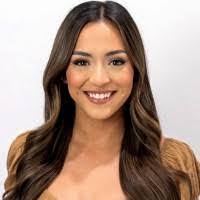 Karina Silva's Instagram, Twitter & Facebook