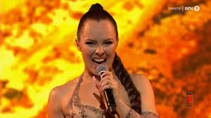 Jeg skal med band og korister gi deg den julestemningen du trenger for å få en gledelig. Mgp 2021 Raylee Says Her Hero Choreography Will Tell A Story As She Dances In The Lyrics Wiwibloggs