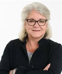 Charlotte Weigel's Instagram, Twitter & Facebook