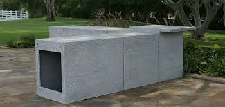 The prefab outdoor kitchen kits are produced for the cooking lovers. Outdoor Kitchens Cooking Penn Stone