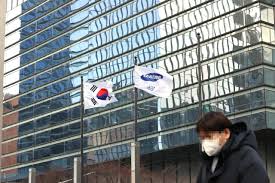정부는 일제강점기 강제징용 피해자에 관한 사법부의 판단을 존중하며, 대법원의 오늘 판결과 관련된 사항들을 면밀히 검토할 것이다. Ycsl Tpbcd2hom
